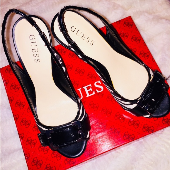 GUESS Multipony 👠 - Picture 3 of 4